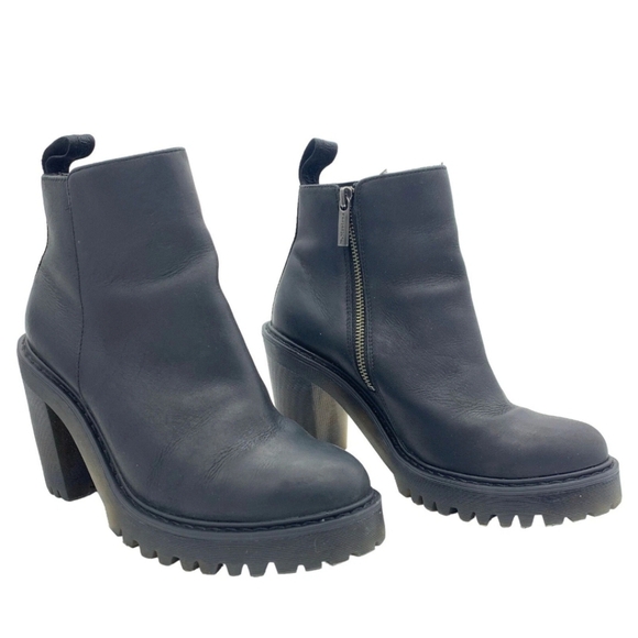 DOC MARTEN Dr. Magdalena Black Leather Heeled Ankle Boots US Women's 8 EU 39 - Picture 1 of 12